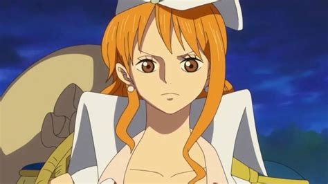 Nami celebrando con la tripulación en Skypeia