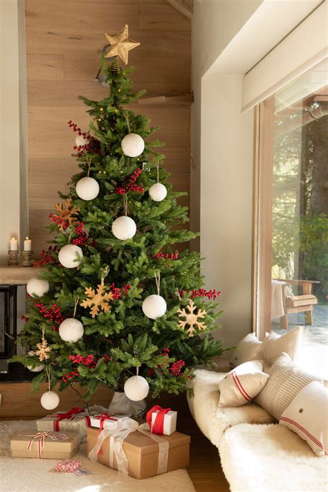 Árbol de Navidad decorado en Magnolia