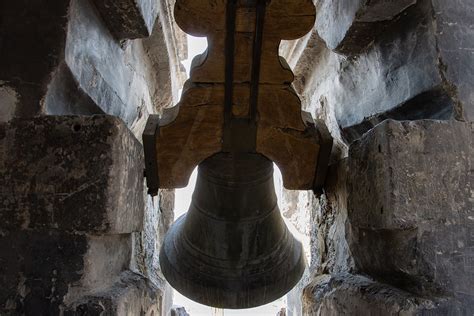 Campana de la Catedral Kardia rota