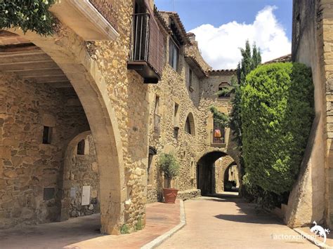 Pueblo medieval de Monells