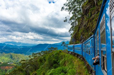 Tren azul escénico en Sri Lanka