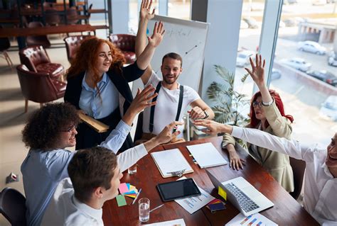 Líder de gimnasio Petra y su equipo
