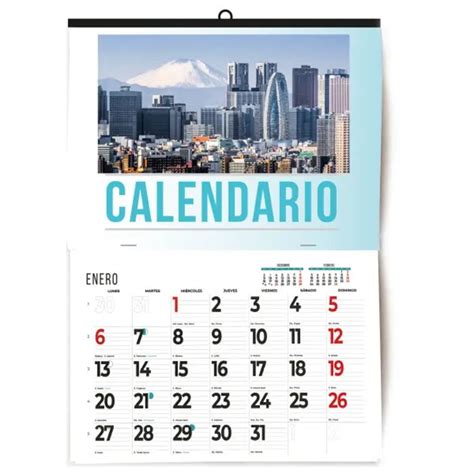 Colección de calendarios de pared con diferentes animes