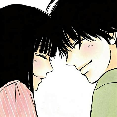 Kazehaya y Sawako caminando juntos sonriendo