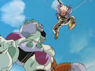 Trunks a punto de cortar a Freeza con su espada.