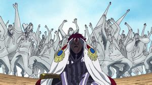 Vicealmirante Momonga enfrentándose a las Piratas Kuja