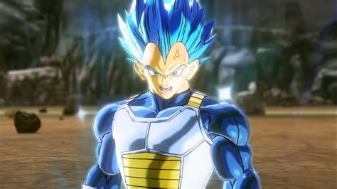 Captura de Pantalla: Vegeta Super Saiyan Blue Evolved en Dragon Ball Xenoverse 2
