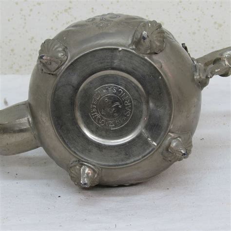 Tetera de plata antigua