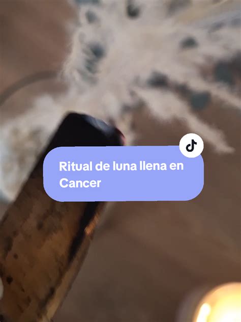 Lucy invocando a Cáncer