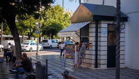 Fotografía del Kiosco Amalia en su ubicación actual en la Plaza Manuel Pérez García.