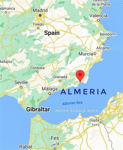 Mapa de Almería destacando la ubicación del Kiosco Amalia cerca de la Puerta de Purchena.