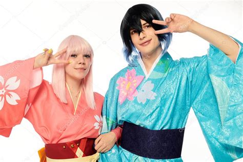 Pareja de cosplayers de anime