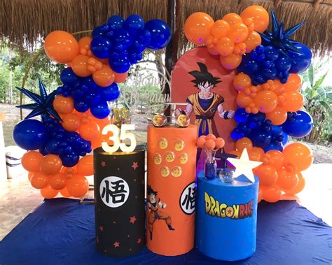 Decoración de habitación temática de Dragon Ball con la lámpara