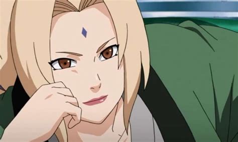 Tsunade apostando en un juego