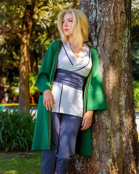Cosplay de Tsunade como Quinta Hokage