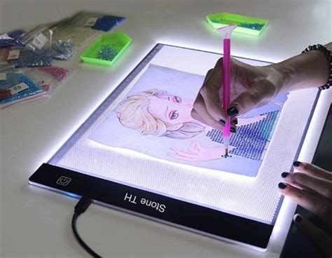 Mesa de luz para calcar dibujos