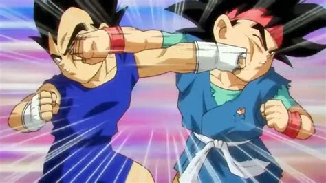 Goku Jr. y Vegeta Jr. luchando en el Torneo de Artes Marciales