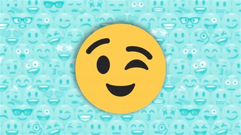 Lucy Heartfilia guiñando un ojo