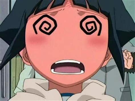Hinata sonrojada ante Naruto