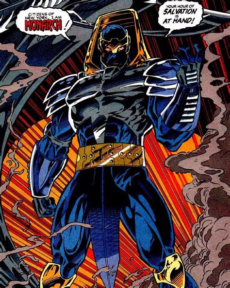 Hank Hall como Monarca con armadura