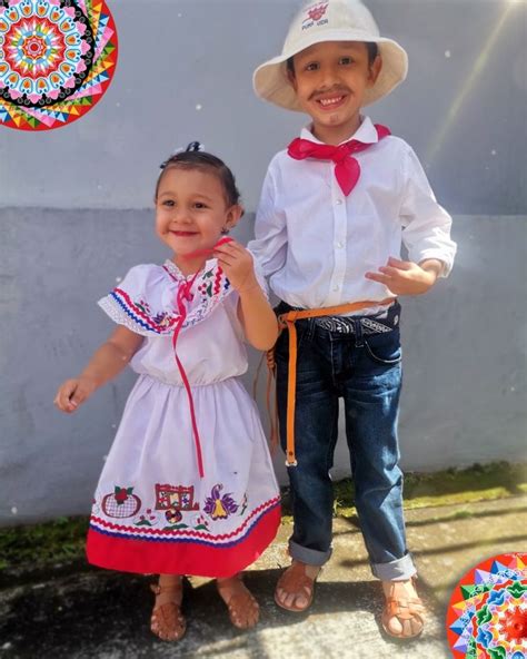 Diversos trajes de Corrector