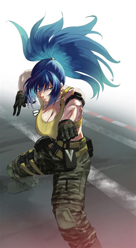 Leona Heidern en acción