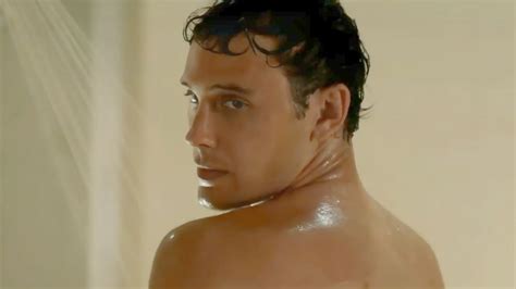 Actor Cooper Koch en escena