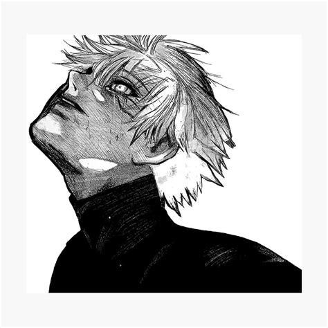 Ken Kaneki en su forma Shironeki, con cabello blanco y traje negro.