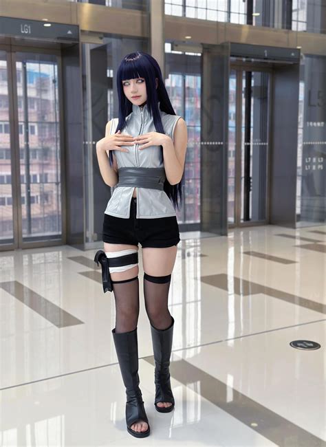 Cosplay de Hinata Hyuga en acción