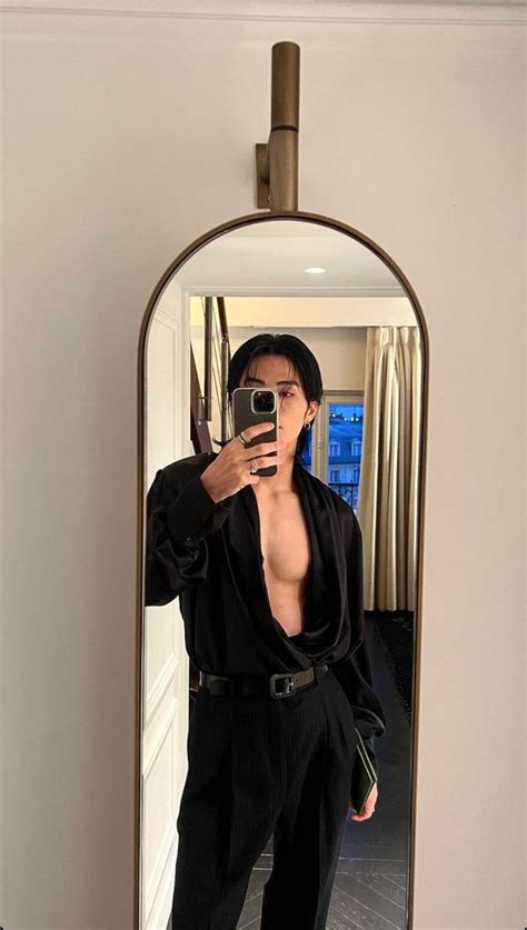 Lily atacando a Shuzo