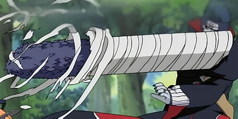 Kisame Hoshigaki con Samehada