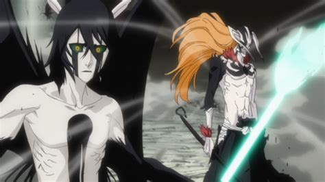 Ulquiorra Cifer atacando a Ichigo Kurosaki