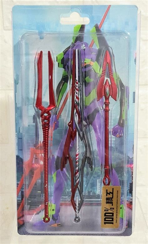 Representación de los Evangelion y sus armas