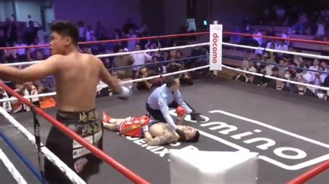 Kyotaro Fujimoto en la lona tras el nocaut