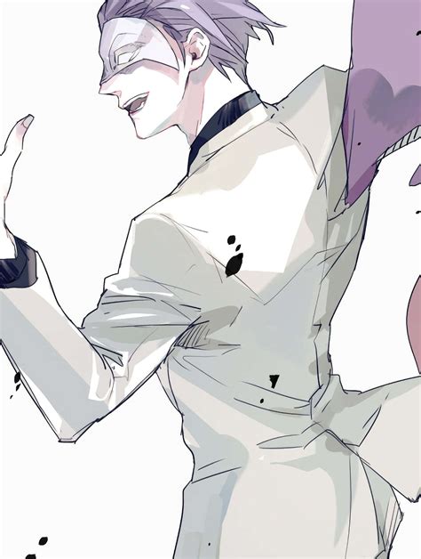 Tsukiyama Shuu en una pose dramática