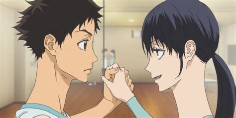 Tatara Fujita y Shizuku Hanaoka en un estudio de baile