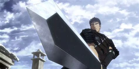 Guts empuñando su enorme espada en combate