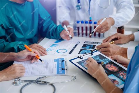 El Equipo Natsu reunido y listo para la acción