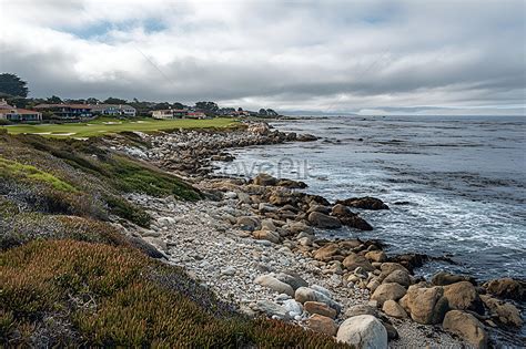 Paisaje rocoso junto al mar