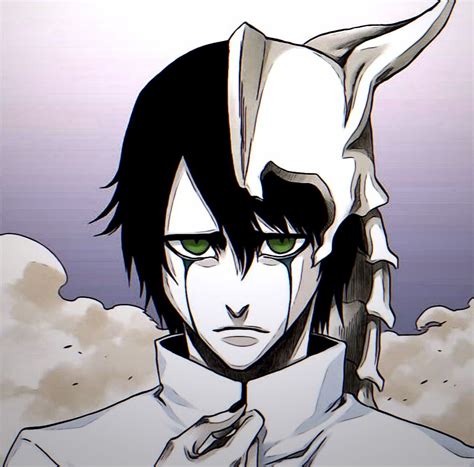 Ulquiorra observando fríamente
