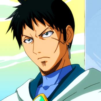 Mest Gryder en su uniforme del Consejo Mágico