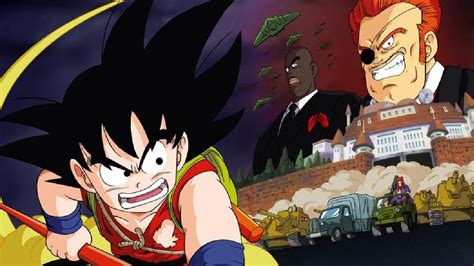 Goku enfrentándose a los soldados del Ejército del Listón Rojo