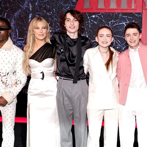 Collage de fotos de los actores principales de 