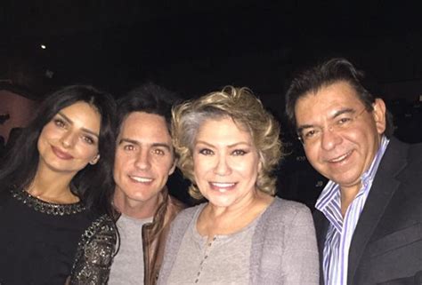 Senor Pink con su familia