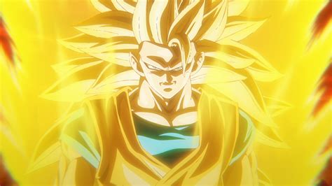 Goku transformándose en Super Saiyan 3