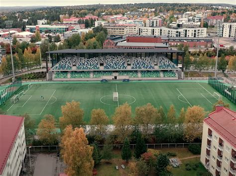 Estadio Rovaniemen keskuskenttä